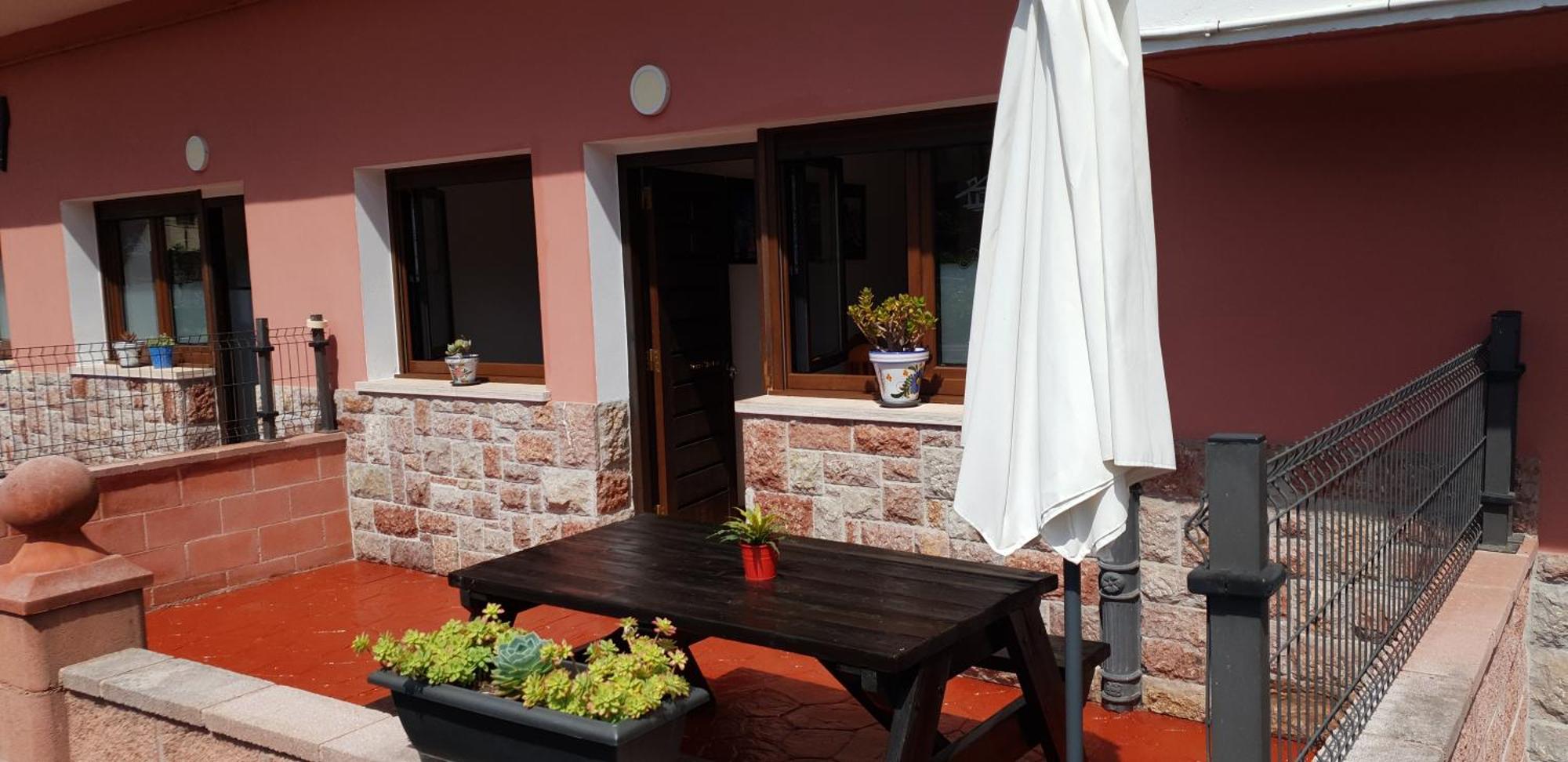 Apartamentos Fermin Cangas de Onís Exterior photo